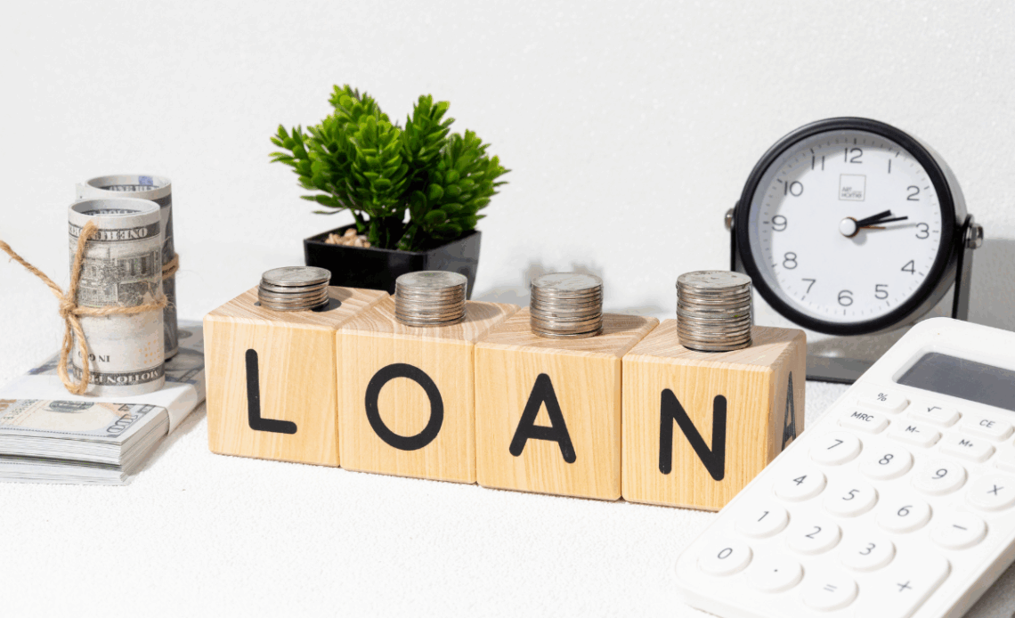Bank Loans vs Licensed Money Lenders in Singapore: Which is Right for You?